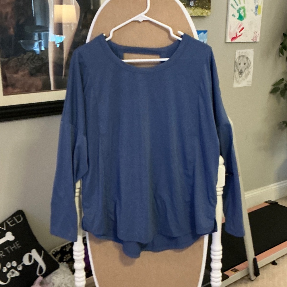 All in Motion Navy Long Sleeve Top XL